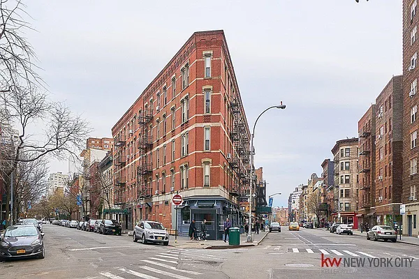 Rented by Compass | media 13