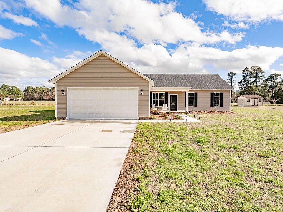 302 W Coleman Ave, Pamplico, SC 29583 MLS 24006388 Zillow
