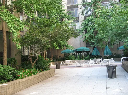 Rented by Newell and Assoc. | media 17