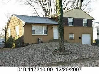 4837 Dickens Dr photo 1