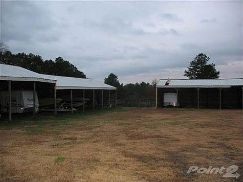 2nd image of 5 Bobs Ln