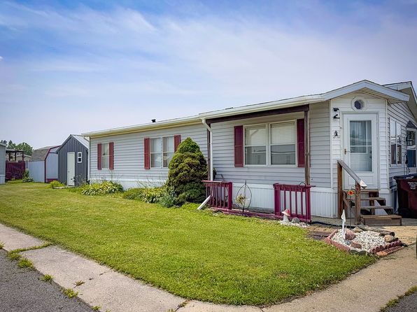 1570 N Perry St Lot 27