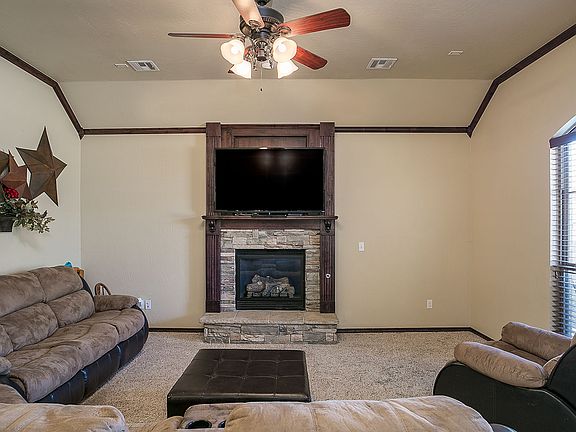3rd image of 17224 Prado Dr