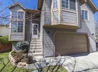 8106 S Angel St, Sandy, UT 84070