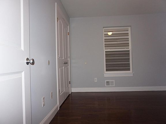 2nd image of 171 6th Ave