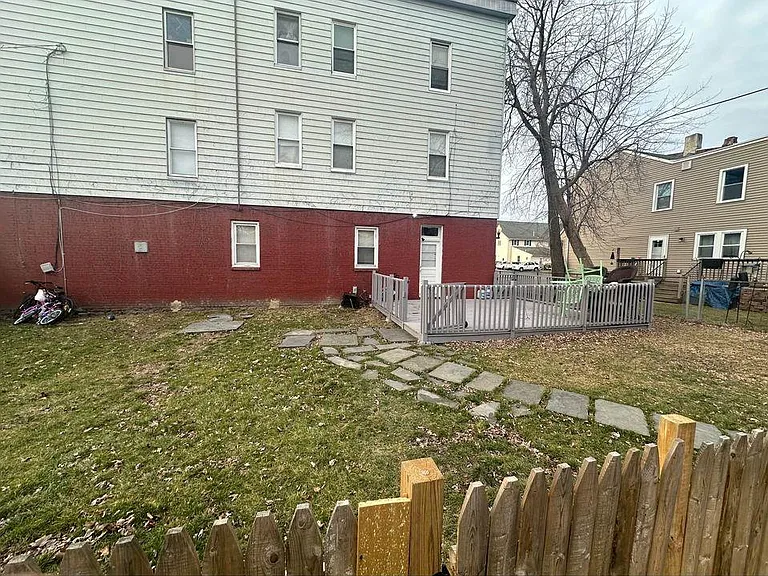 21 2nd Ave #1 — Photo 9
