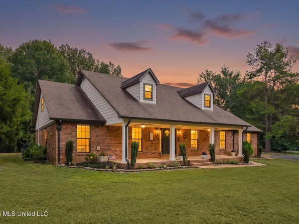 1582 Tulane Rd, Nesbit, MS 38651
