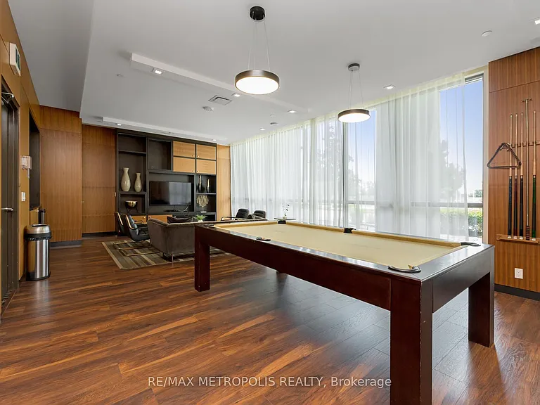 15 Zorra St #503 — Photo 32