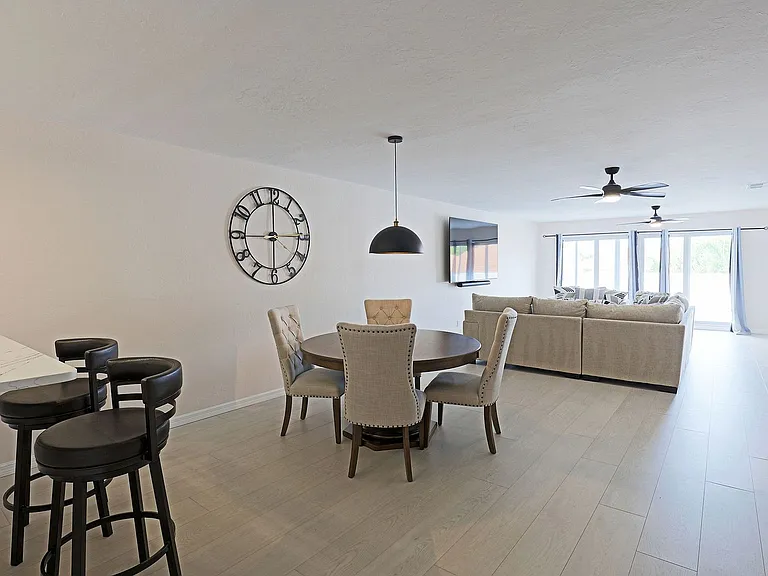 11921 Seabreeze Cove Ln — Photo 12