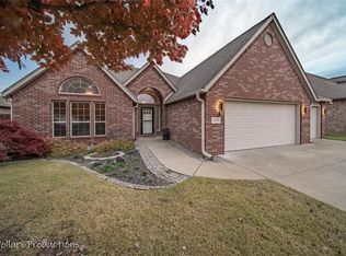 4103 SW Banbury Dr, Bentonville, AR 72712