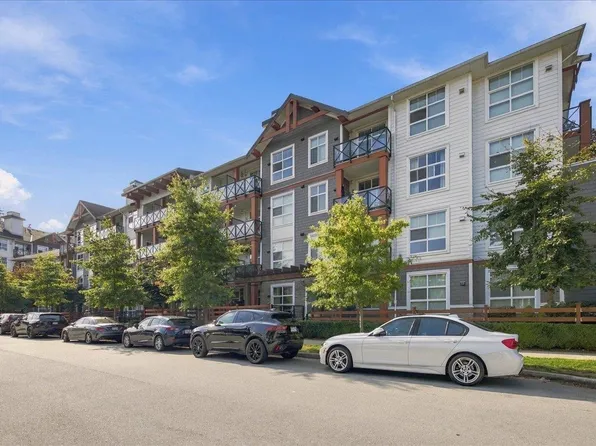 14550 Winter Cres #313, Surrey, BC V4P 0G4