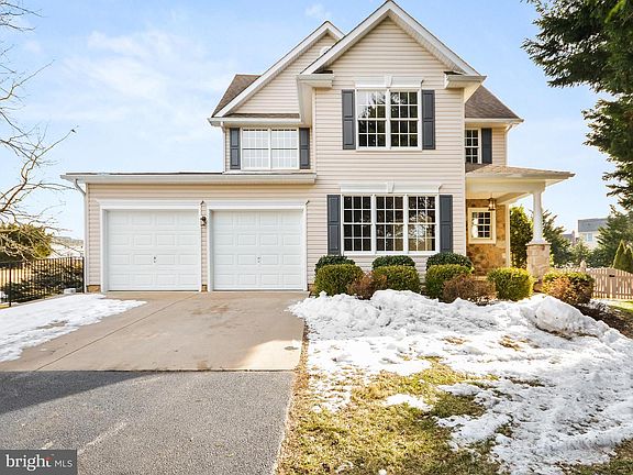 5th image of 305 Cone Branch Dr