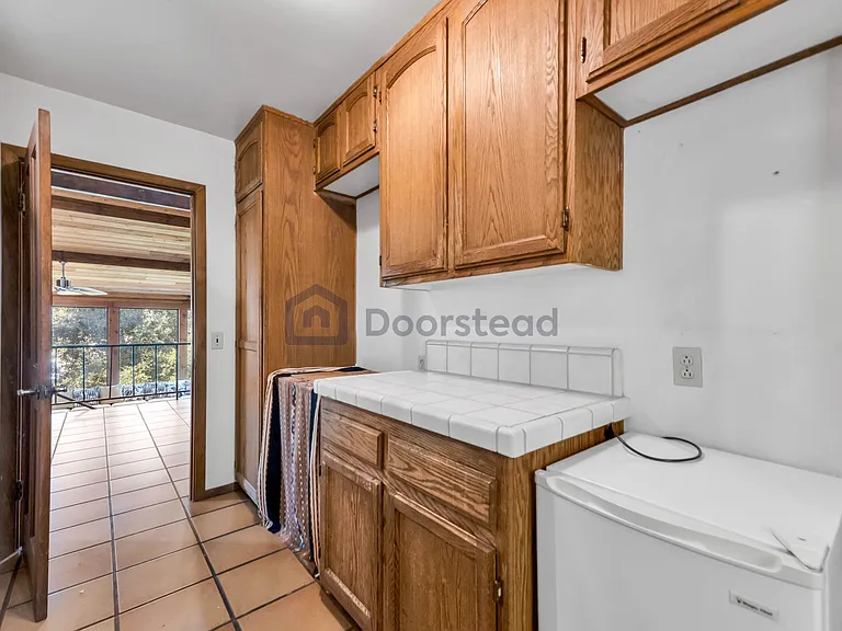 707 N Cataract Ave — Photo 44
