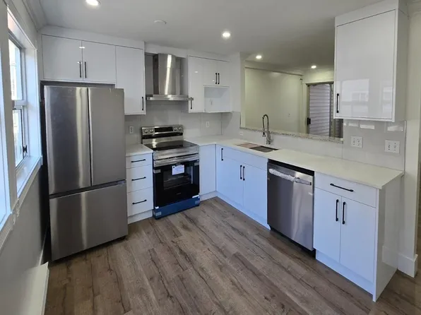 2450 Hawthorne Ave #53, Pt Coquitlam, BC V3C 6B3