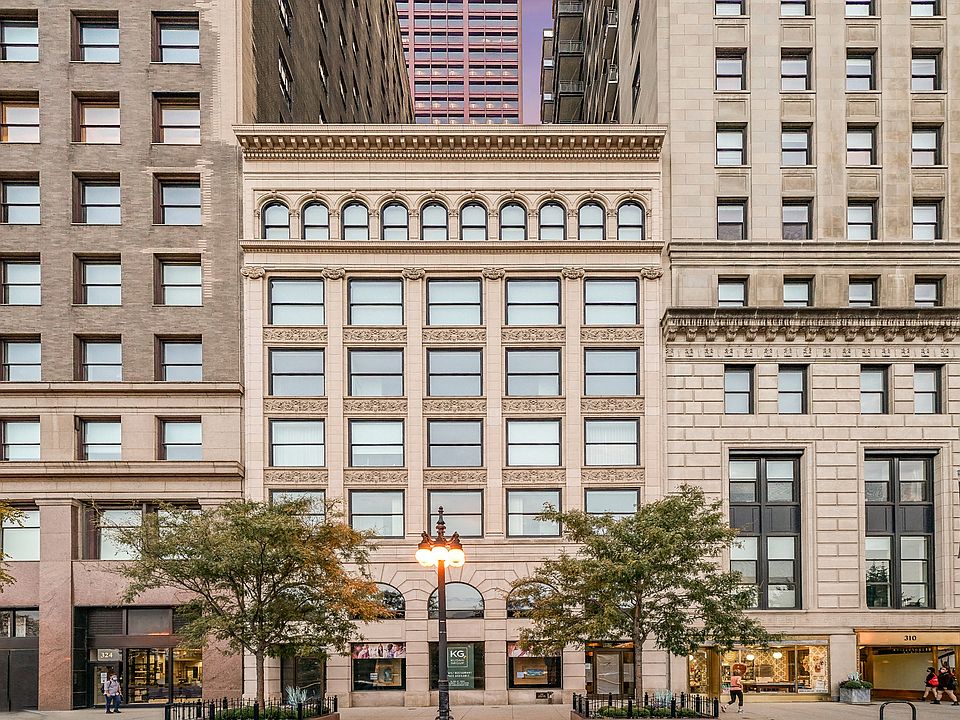 1st image of 318 S Michigan Ave #400