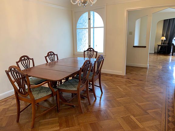 5th image of 4285 26th St