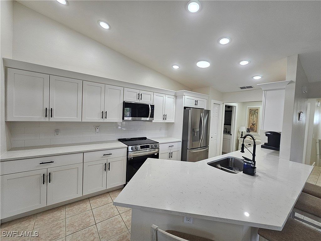 19942 Lake Vista Cir N #2