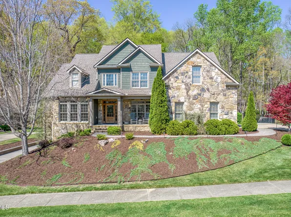 2379 Crescent Lake Pl, Johnson City, TN 37615