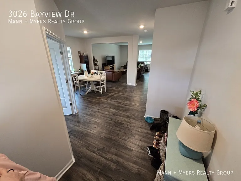 3026 Bayview Dr — Photo 6