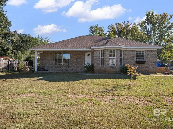 282 W 16th St, Bay Minette, AL 36507