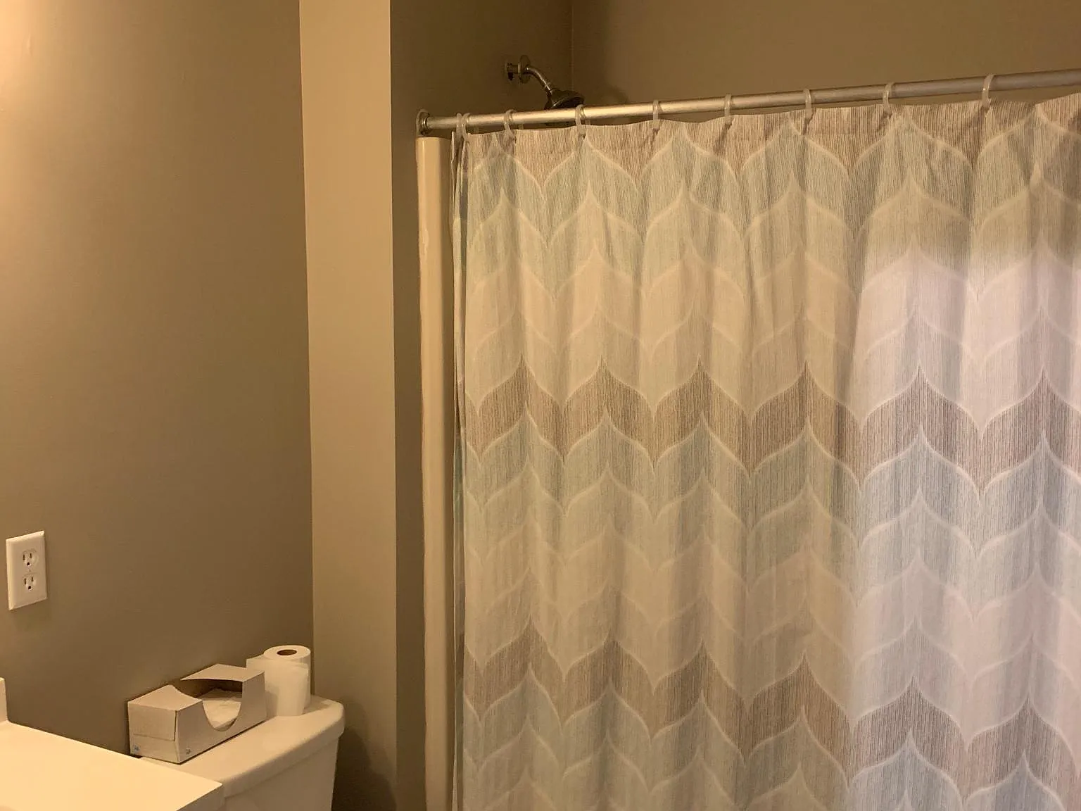 2 bed, 1.5 bath, 1200 sqft, $1,100 — Photo 1