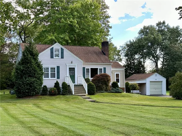 22 Buena Vista Way, New Castle, PA 16105