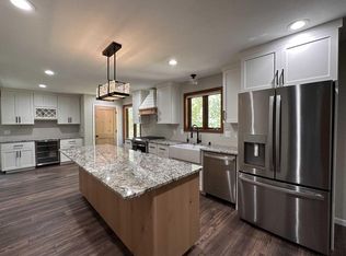 5456 Sundrift Ct, Oregon, WI 53575