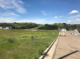 507 18th St SE, Mandan, ND 58554