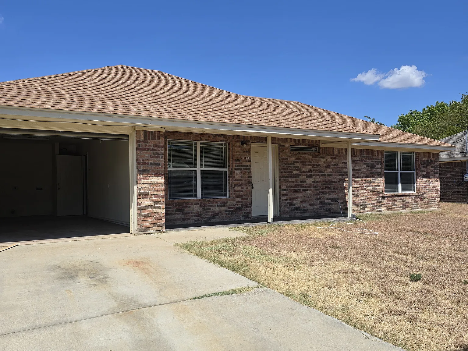 2 bed, 960 sqft, $1,075 — Photo 3