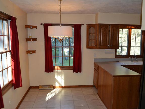 3rd image of 8283 Myers Lake Ave NE
