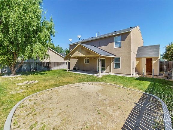 4th image of 3112 Cascadia St