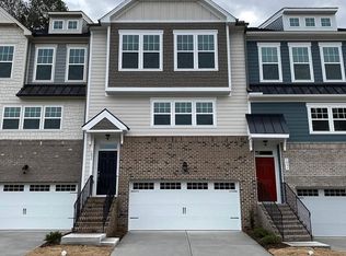 1095 Lathrop Ln, Apex, NC 27523