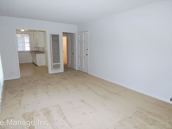 3rd image of 4546 N Banner Dr APT 3