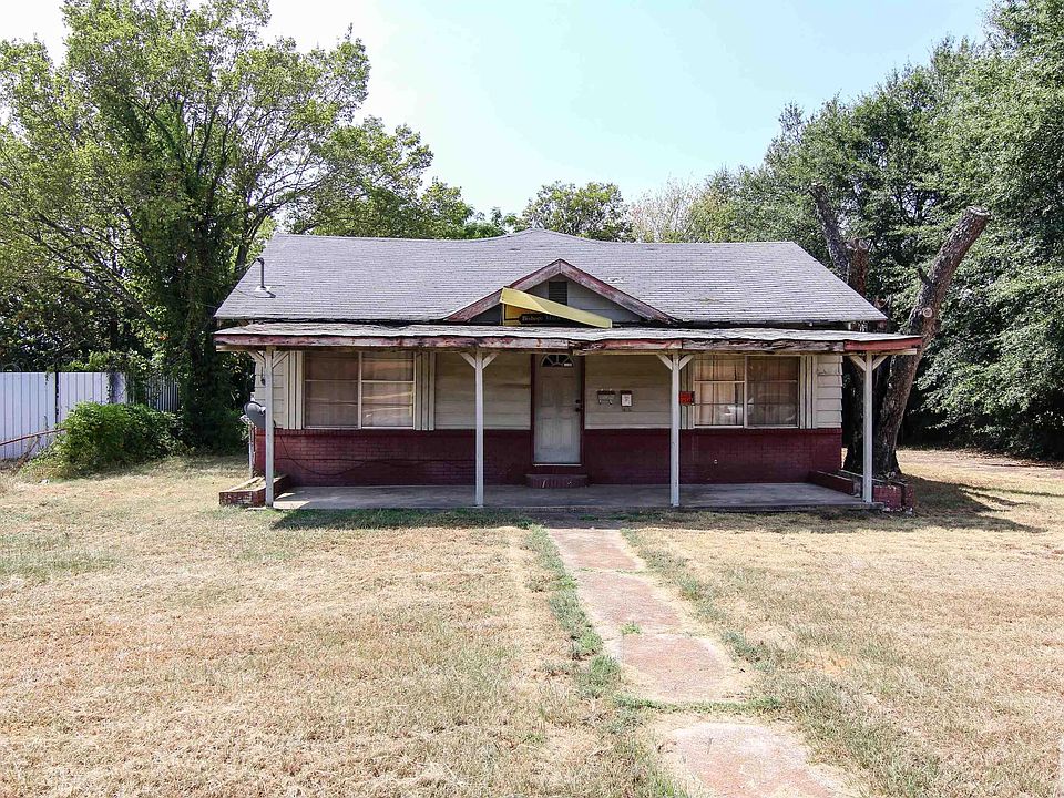1st image of 215 Reading Ave