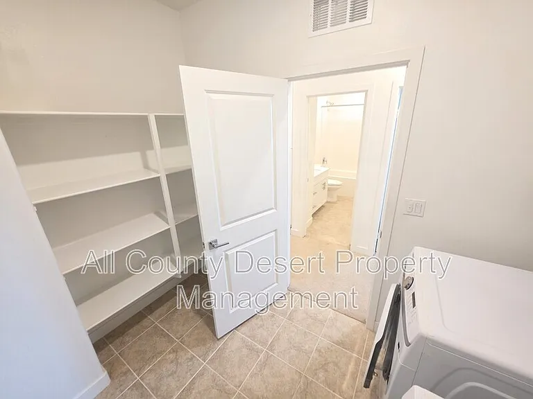 73533 Granita Dr — Photo 16