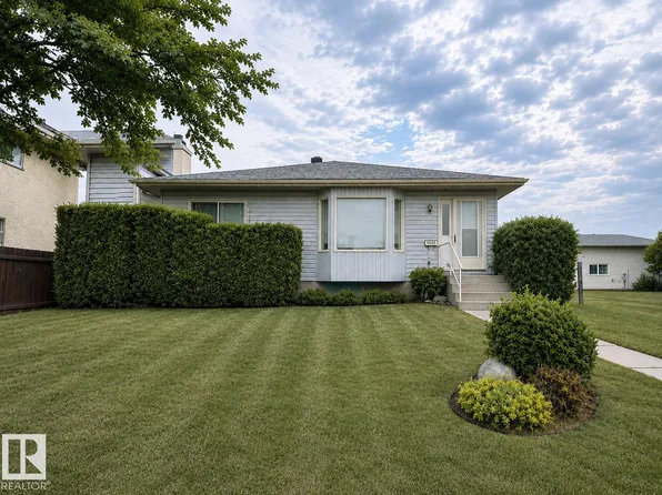 4005 55th Ave, Whitecourt, AB T7S 1C5