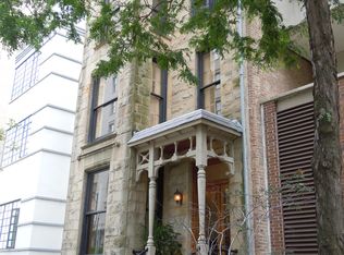 75 E Division St, Chicago, IL 60610
