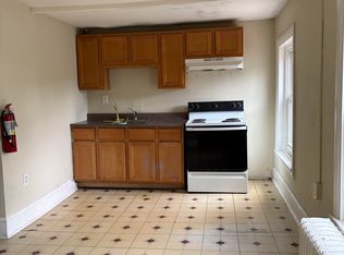 811 W Main St APT 4, Norristown, PA 19401