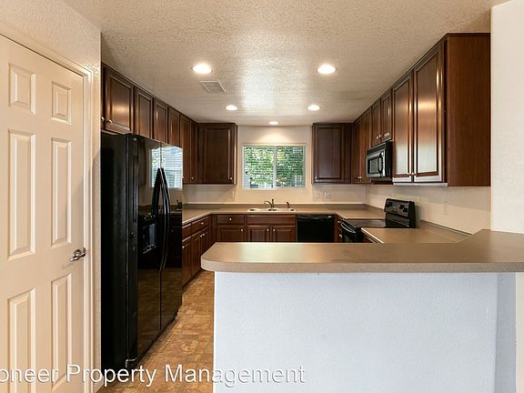 5th image of 19050 E 58th Ave