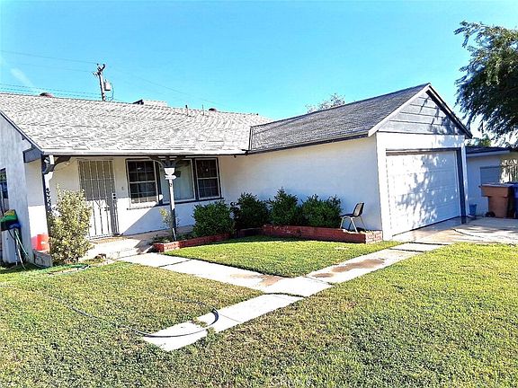 2nd image of 2305 Sandy Ln