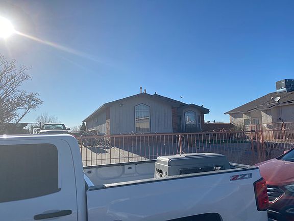 3rd image of 3517 Dragon Crest Dr