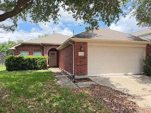 24414 Leachwood Dr Photo 1
