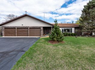 9135 394th Ave, Genoa City, WI 53128