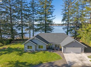 85675 Glenada Rd, Florence, OR 97439