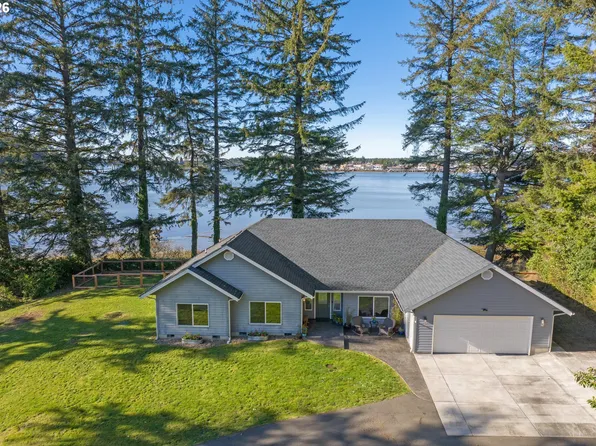 85675 Glenada Rd, Florence, OR 97439