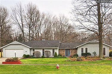 2nd image of 5907 Woodland Dr