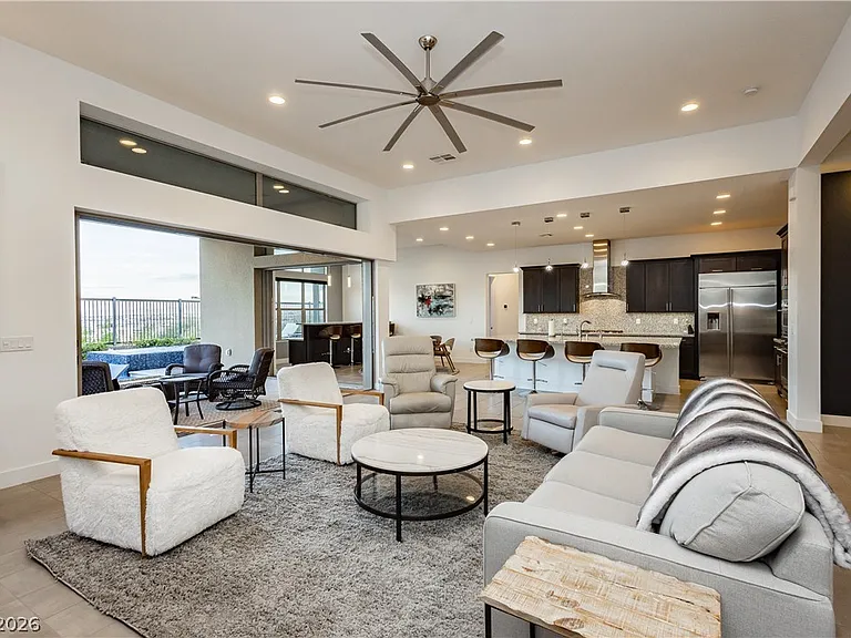 6710 Azimuth Ct — Photo 35
