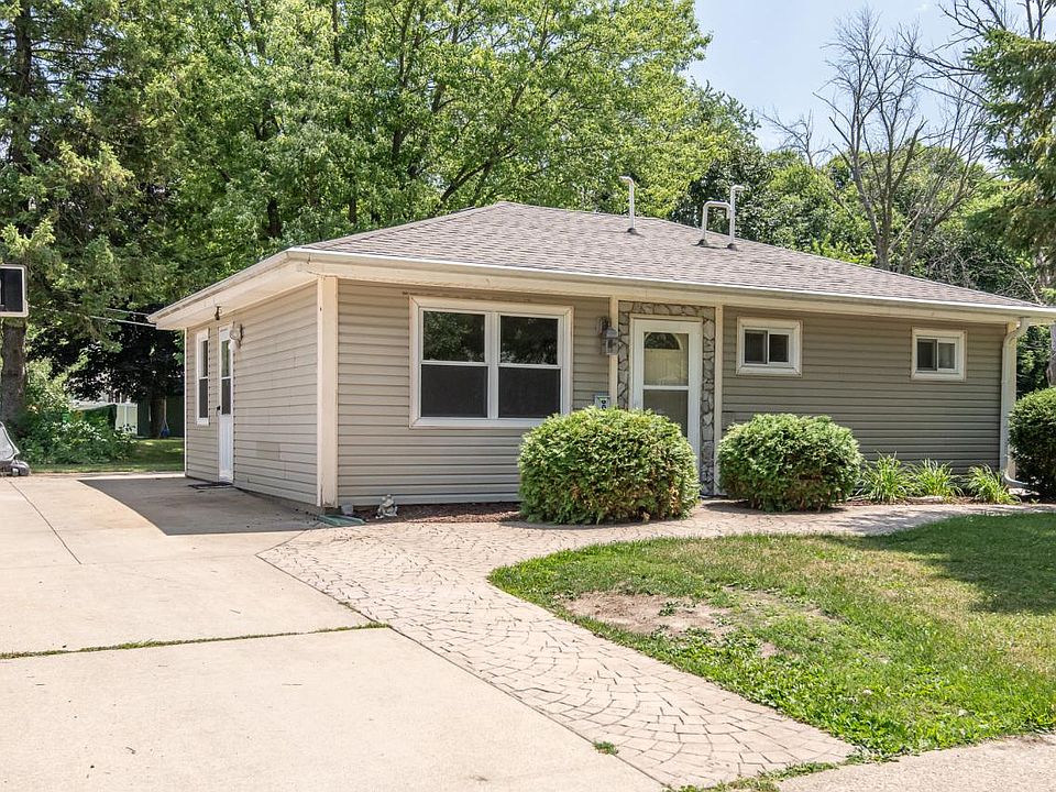 1st image of 807 Sylvan TERRACE