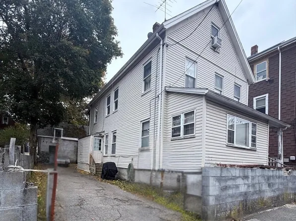 130 Minden St, Jamaica Plain, MA 02130