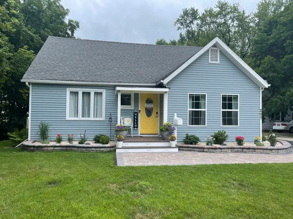 207 13th Ave, Mendota, IL 61342
